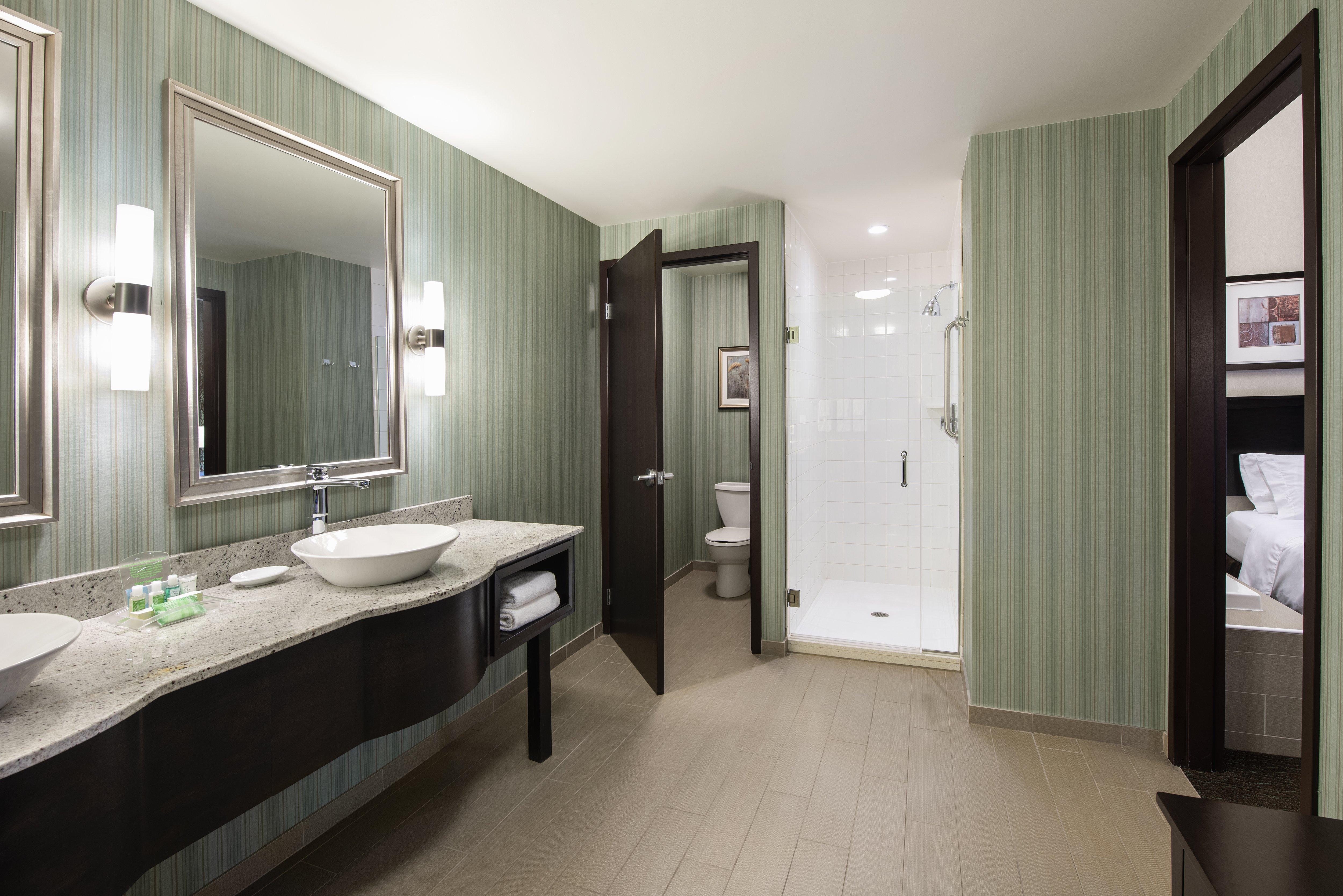 Holiday Inn Saskatoon Downtown By Ihg Bagian luar foto