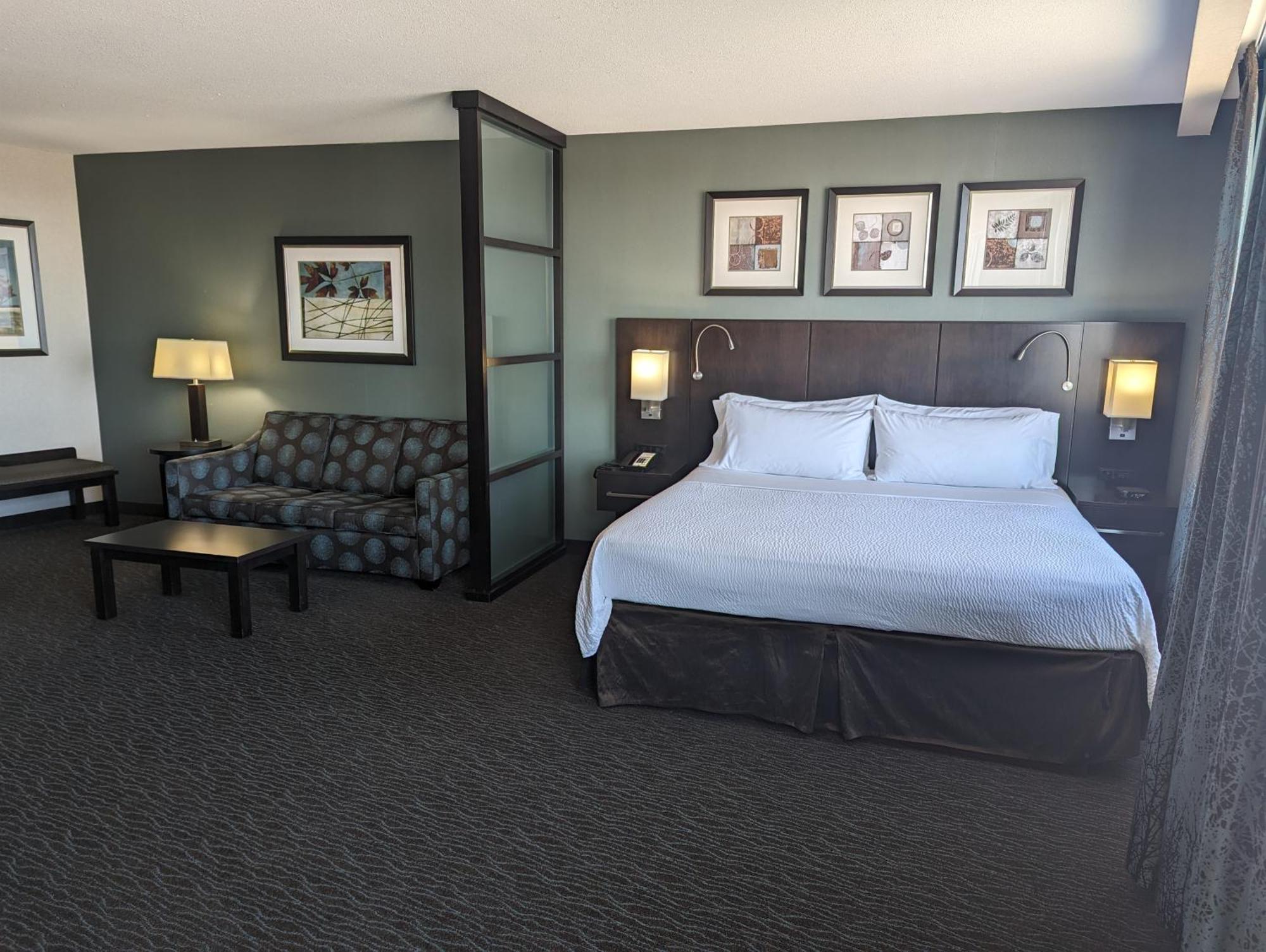 Holiday Inn Saskatoon Downtown By Ihg Bagian luar foto