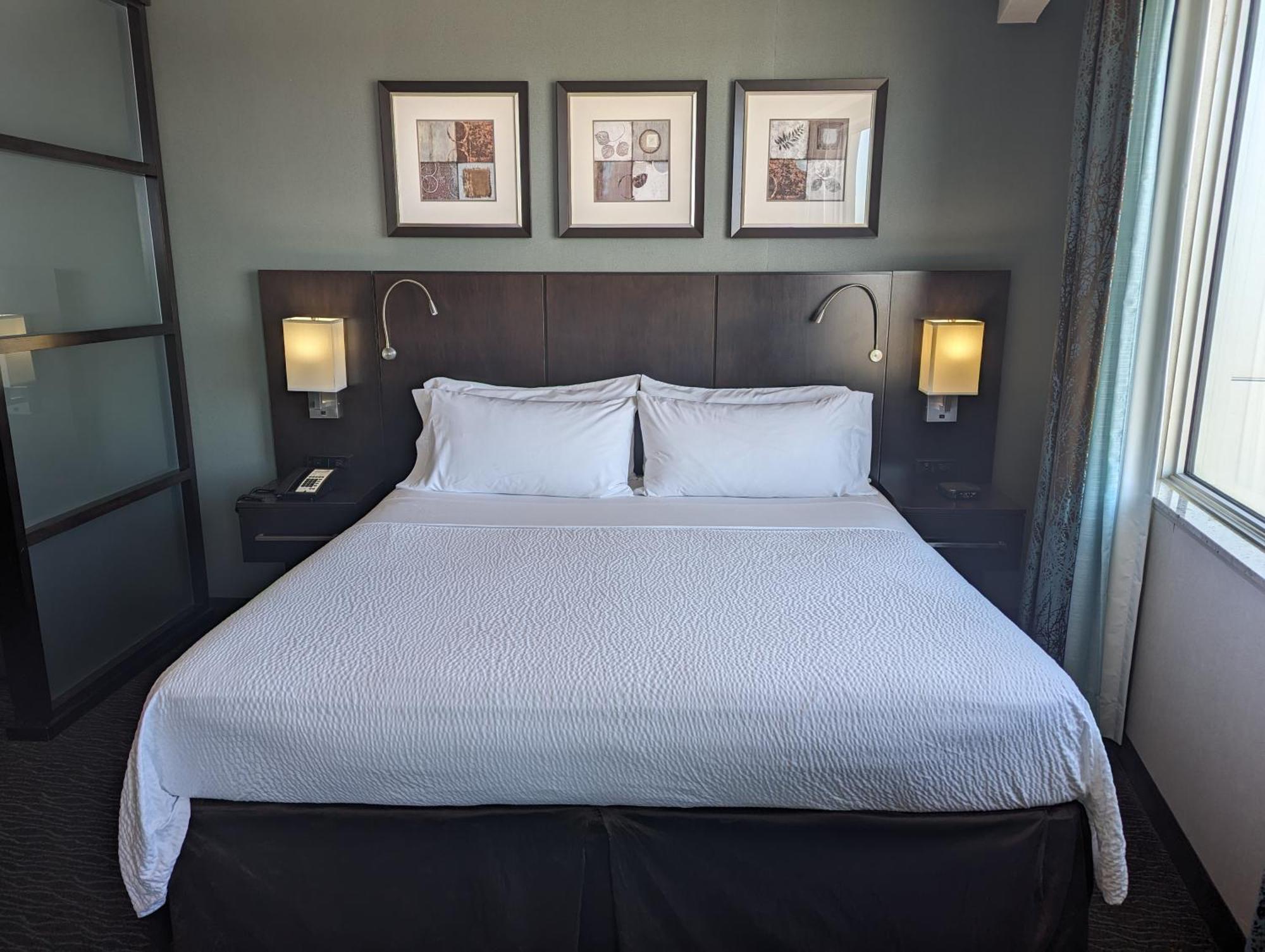 Holiday Inn Saskatoon Downtown By Ihg Bagian luar foto