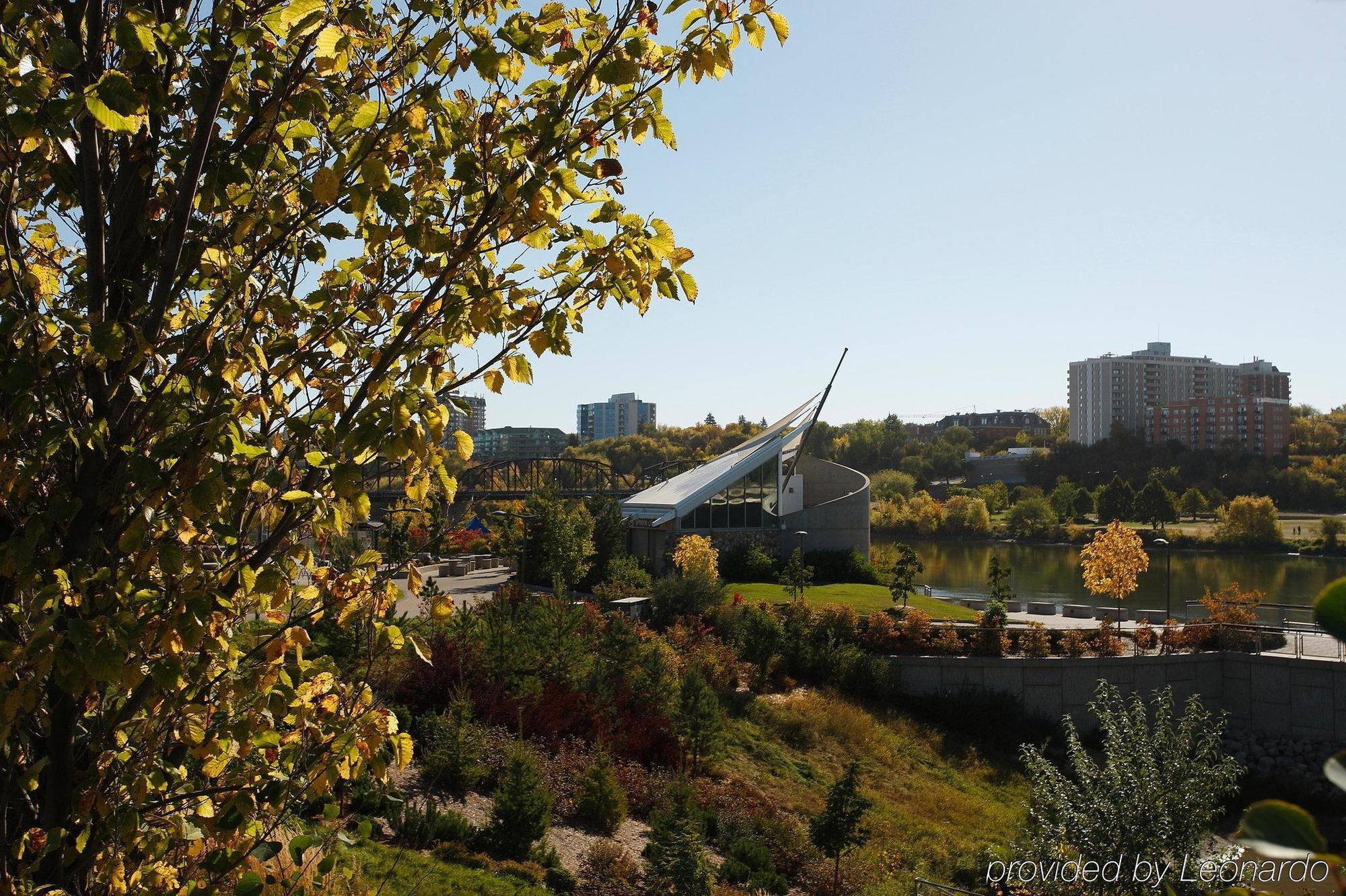 Holiday Inn Saskatoon Downtown By Ihg Bagian luar foto