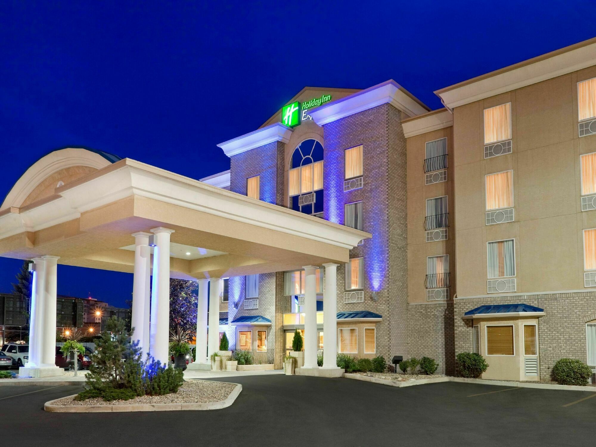 Holiday Inn Saskatoon Downtown By Ihg Bagian luar foto